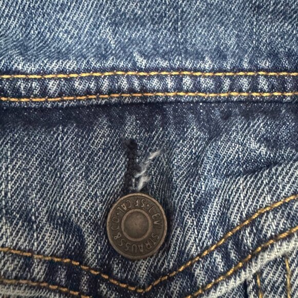 Levi’s Denim Trucker Jacket XXL Vintage Medium Wash Button Front Jean Jacket - Picture 4 of 13